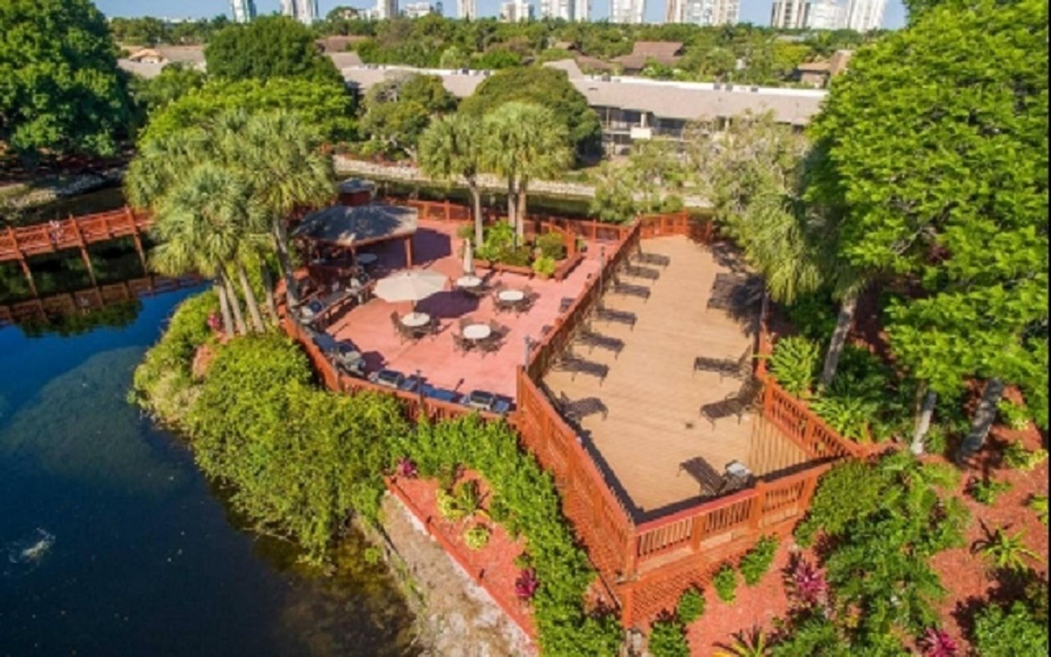 Park Shore Resort By Mike Z Rentals (Adults Only) North North Naples Exterior foto