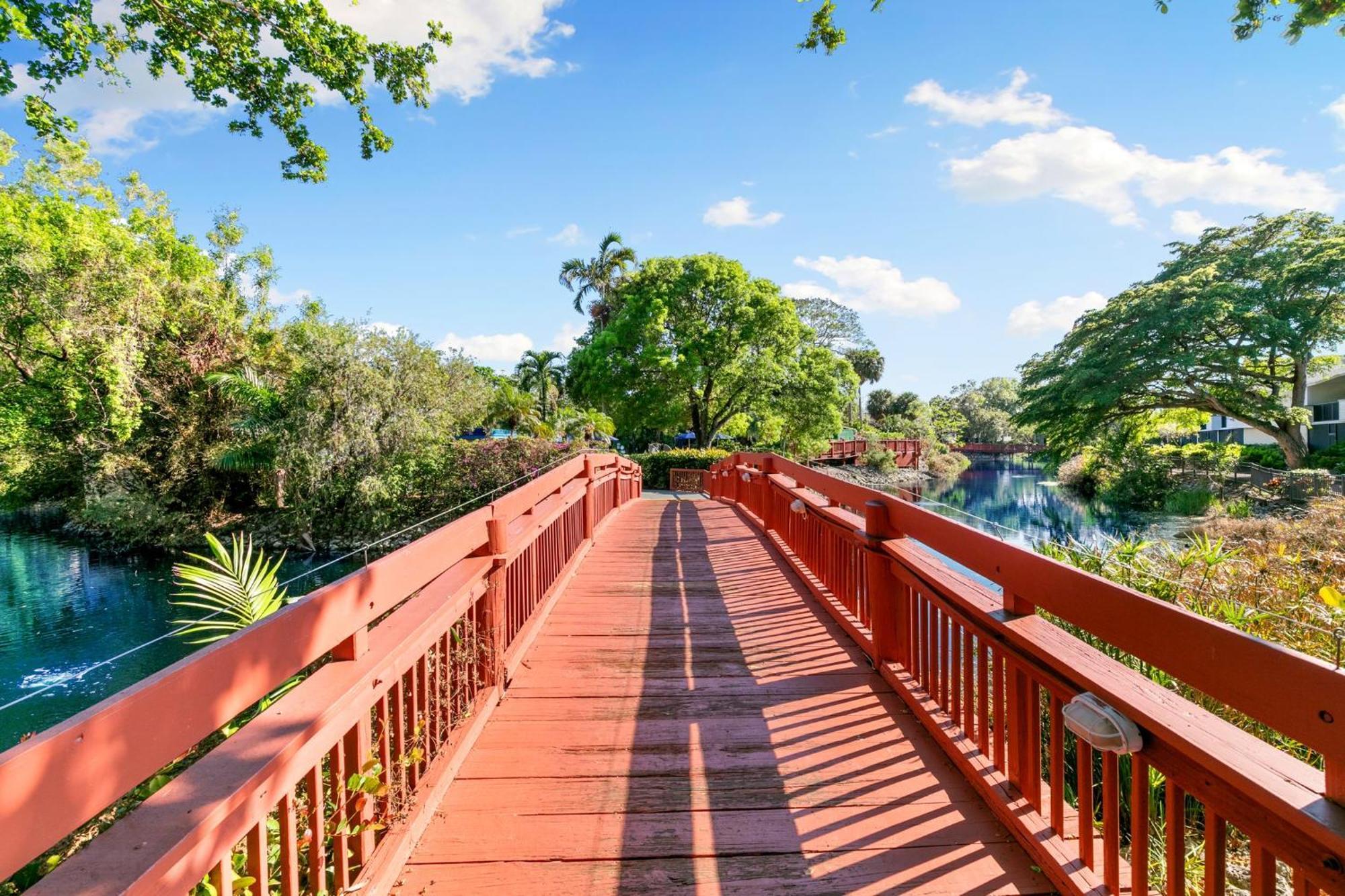 Park Shore Resort By Mike Z Rentals (Adults Only) North North Naples Exterior foto